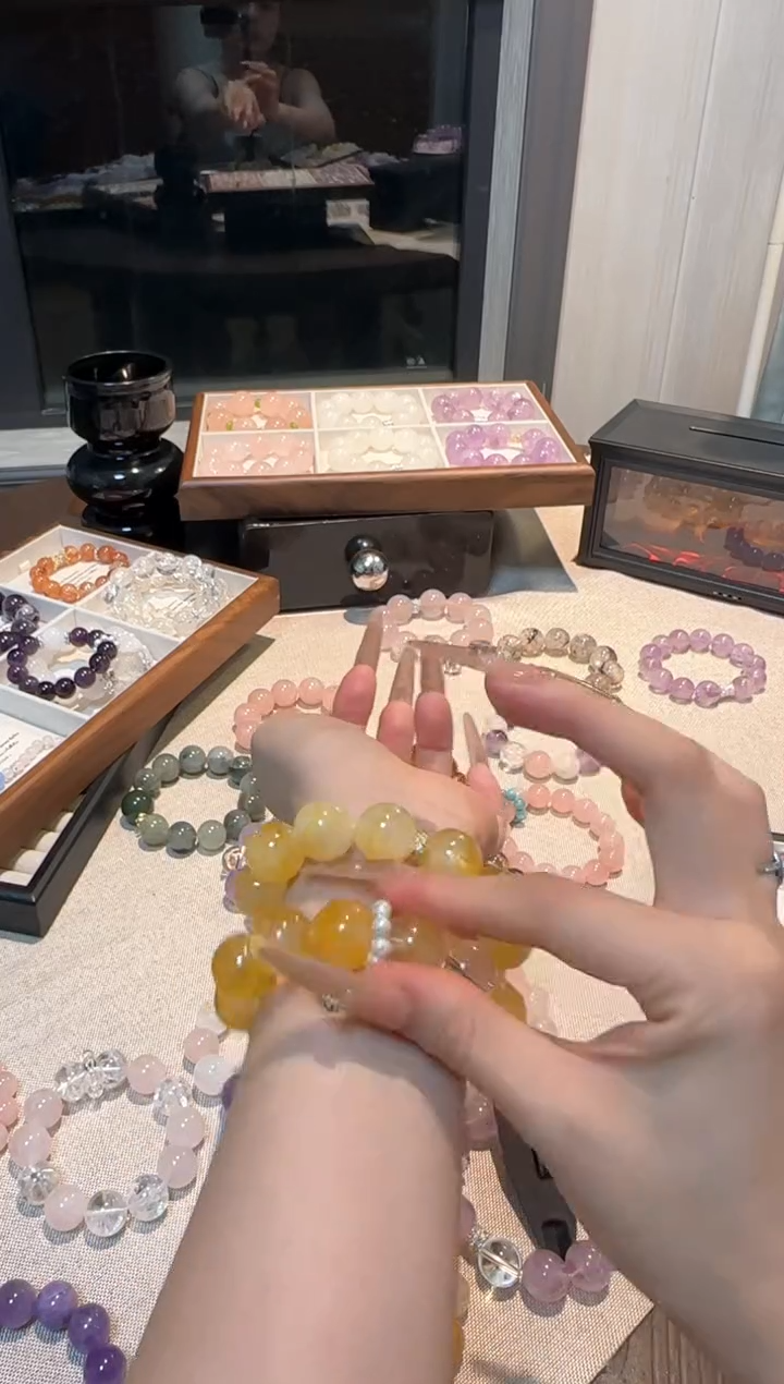 未镶嵌手串水晶黄胶花