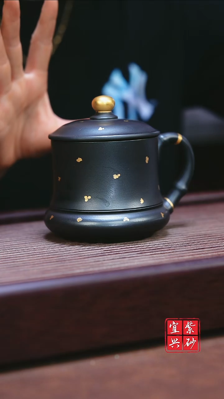 宜兴原矿紫砂   鸿运当头盖杯