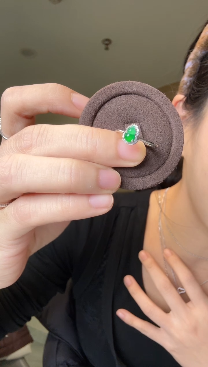 【闪购商品】翡翠戒指银S925镶嵌葫芦戒指