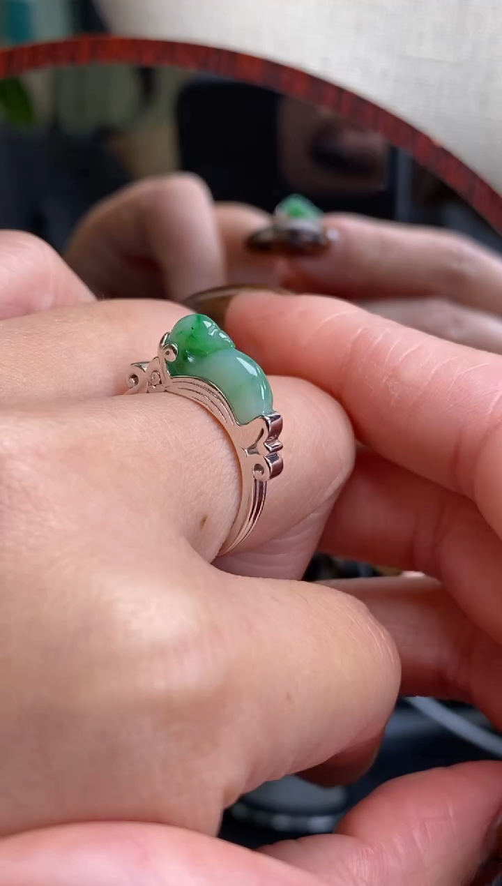 颈饰银S925镶嵌翡翠19694