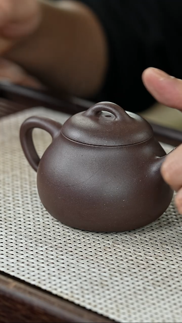 【闪购商品】紫砂茶壶@@AH5707李静问瓢