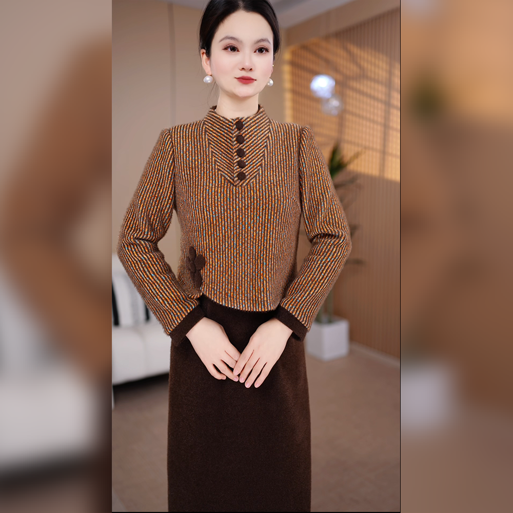 2025冬季减龄新款高级时尚气质百搭保暖显瘦洋气大方连衣裙