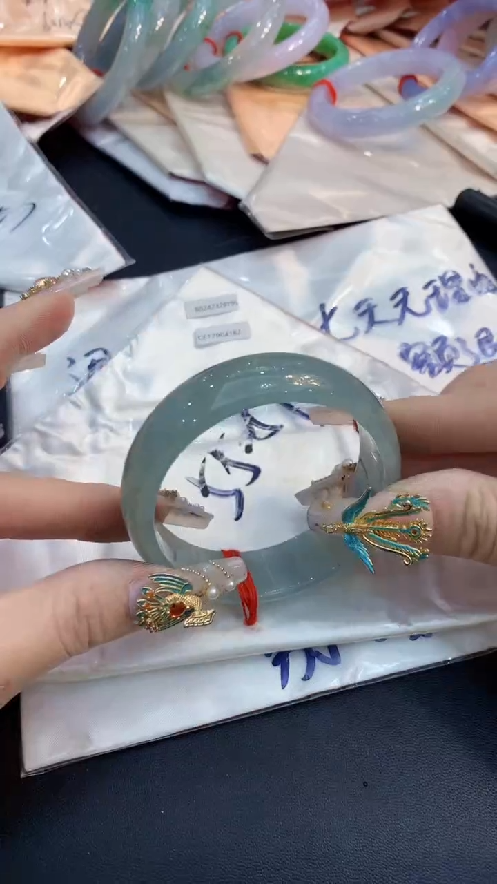 【闪购商品】翡翠手镯未镶嵌0632607163