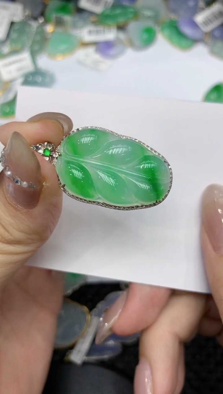 【闪购商品】翡翠颈饰18K金镶嵌222222222