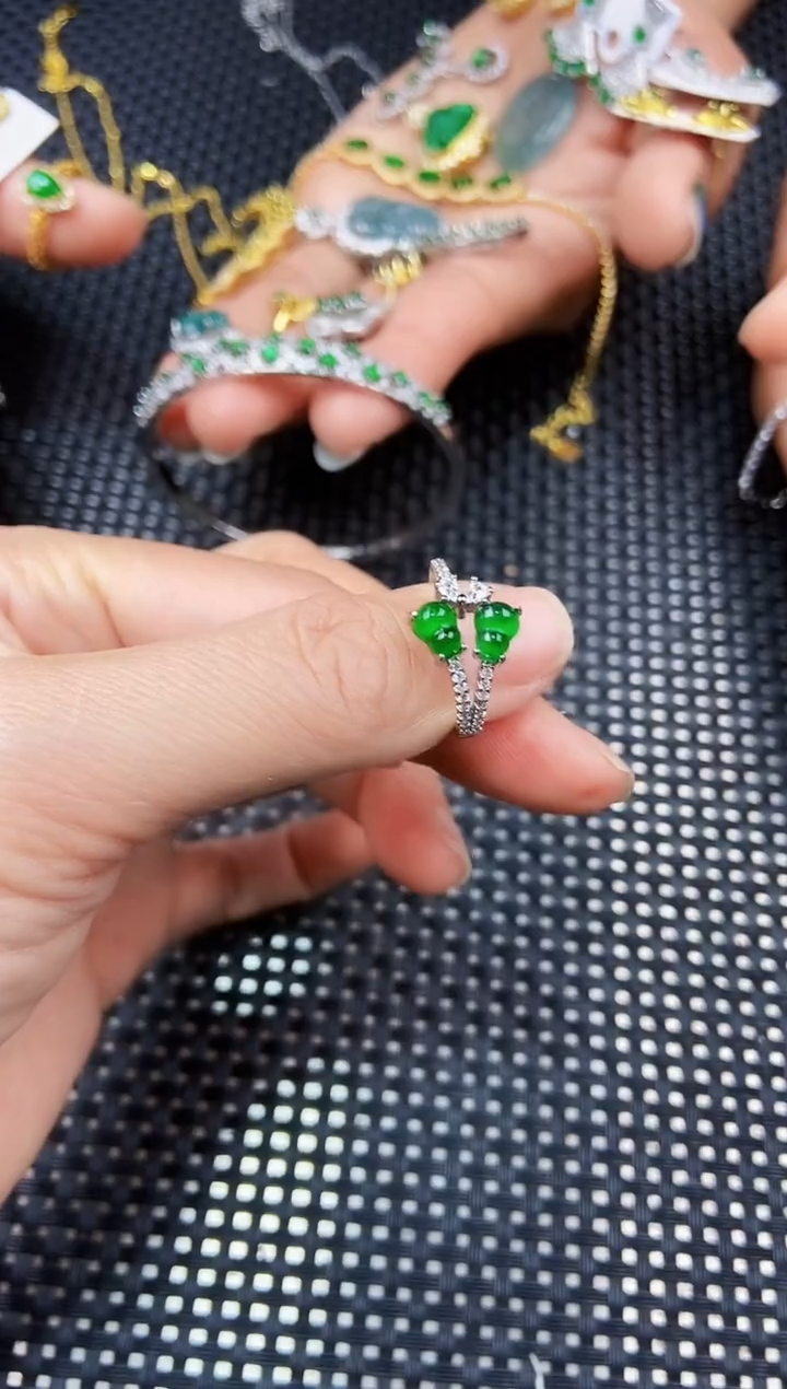 【闪购商品】翡翠未镶嵌戒指1111111111