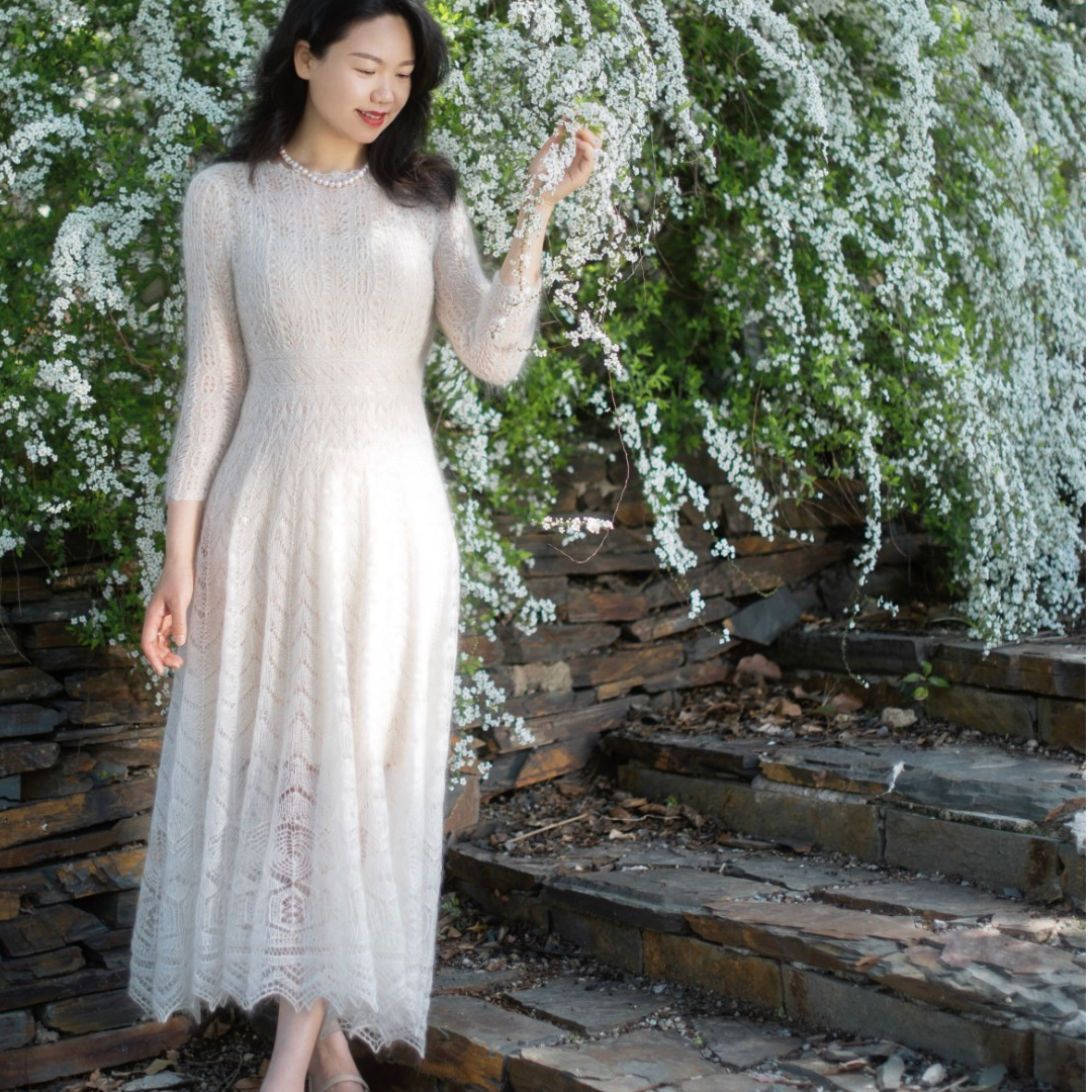 逸致原创【月影蕾丝礼服裙彩羽材料包】非成品真丝马海毛视频教程