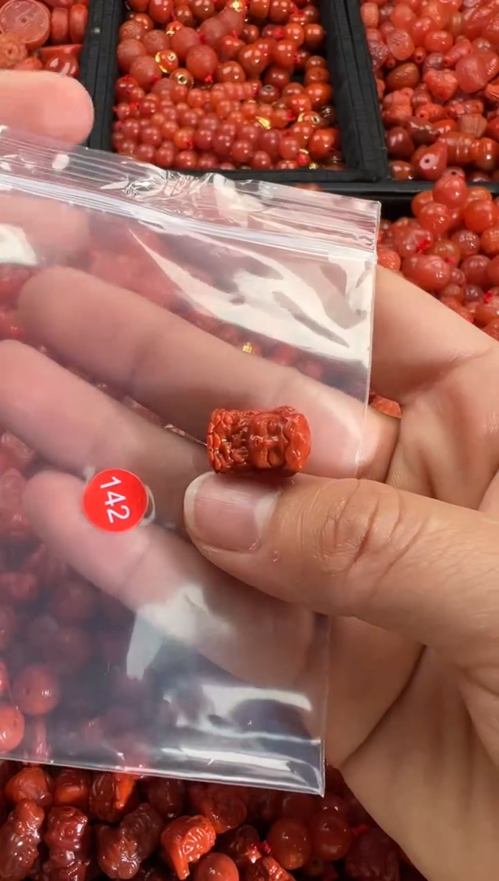 【闪购商品】南红玛瑙颈饰未镶嵌11