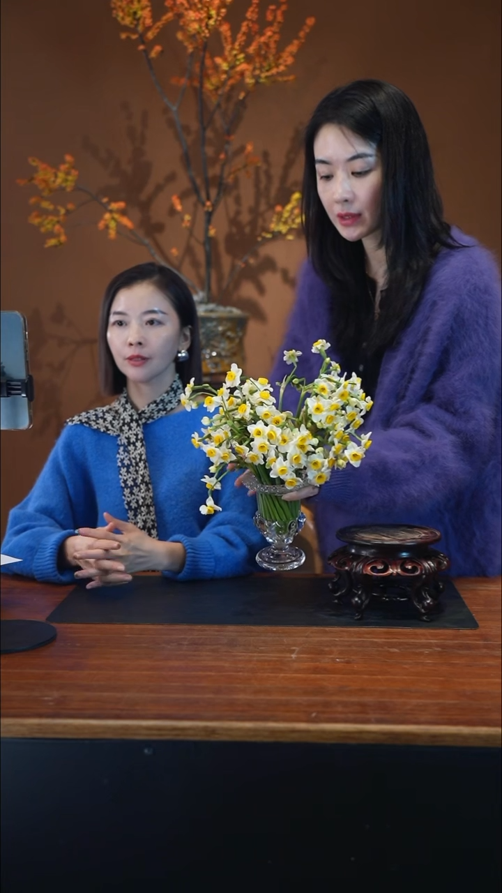 全部花朵水仙花高脚盆景盆景盆景