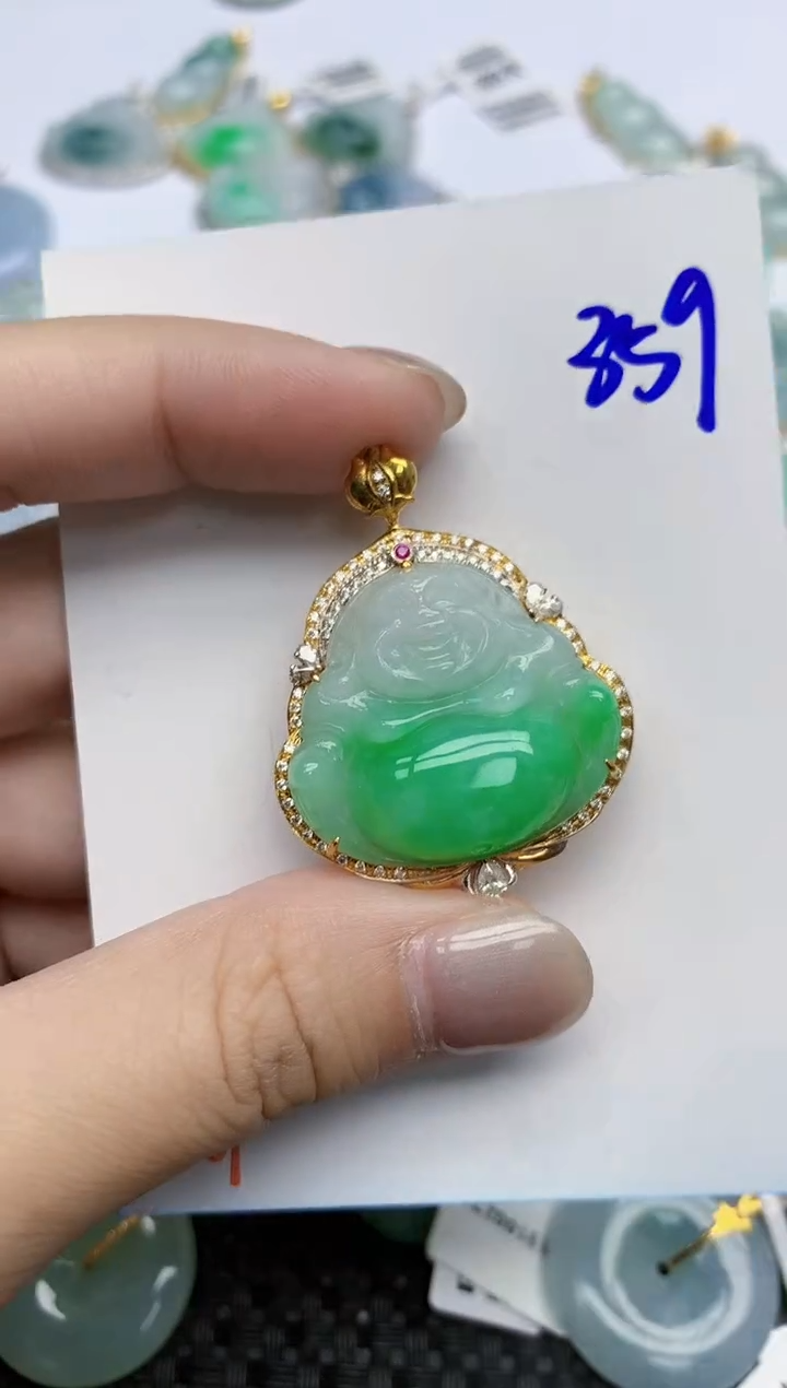 【闪购商品】翡翠颈饰18K金镶嵌天然翡翠A货