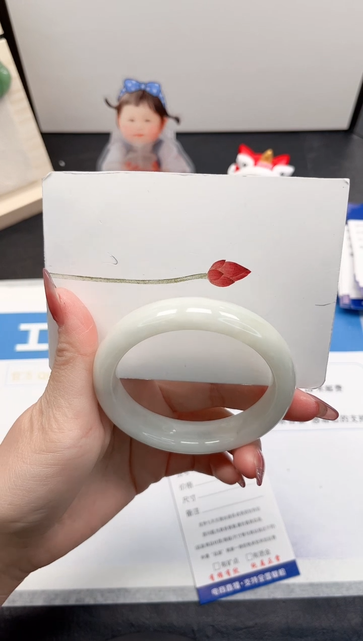 【闪购商品】和田玉手镯未镶嵌186-61