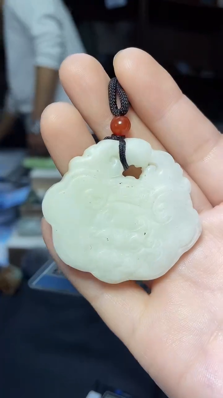 【闪购商品】和田玉颈饰未镶嵌1