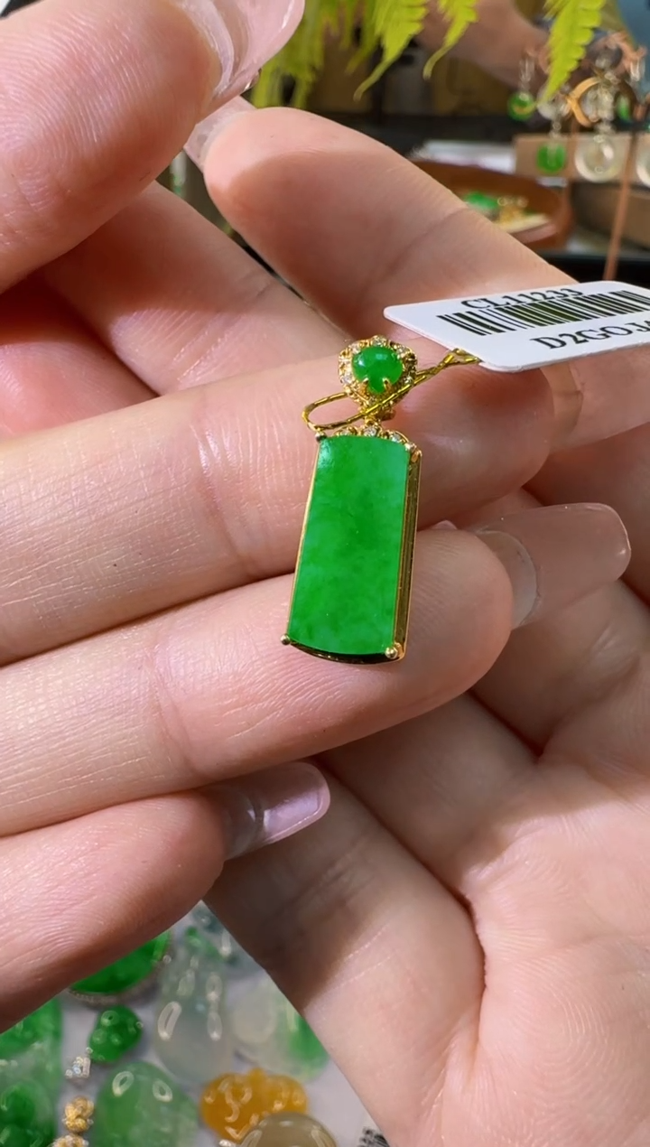 【闪购商品】翡翠颈饰18K金镶嵌6939606190833473398