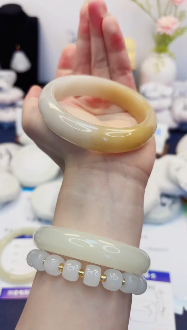 【闪购商品】石英质玉手镯未镶嵌190-财气镯-圈口57