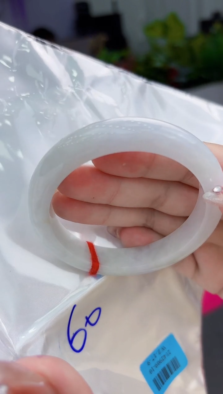 【闪购商品】翡翠手镯未镶嵌翡翠手镯