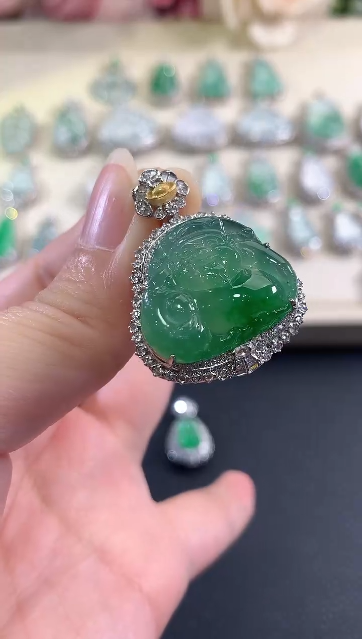 吊坠(不含链)18K金镶嵌翡翠 b167    