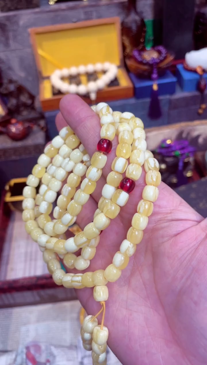 【闪购商品】蜜蜡颈饰未镶嵌