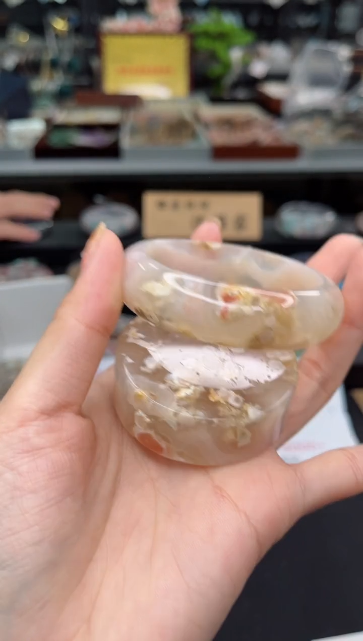 【闪购商品】石英质玉手镯未镶嵌54圈口（赠送镯心）6608108
