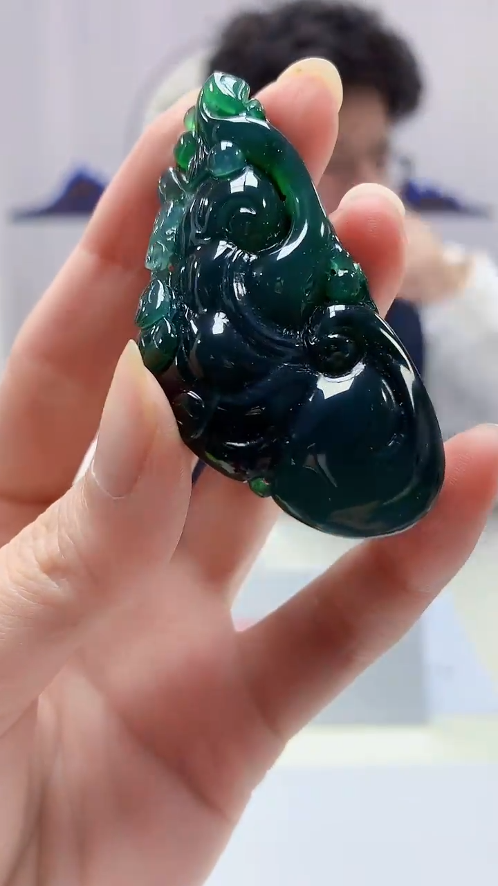 【闪购商品】定制翡翠未镶嵌4688zm-毛货挂件如意296