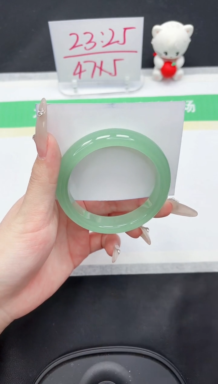 【闪购商品】石英质玉手镯未镶嵌6-56.2