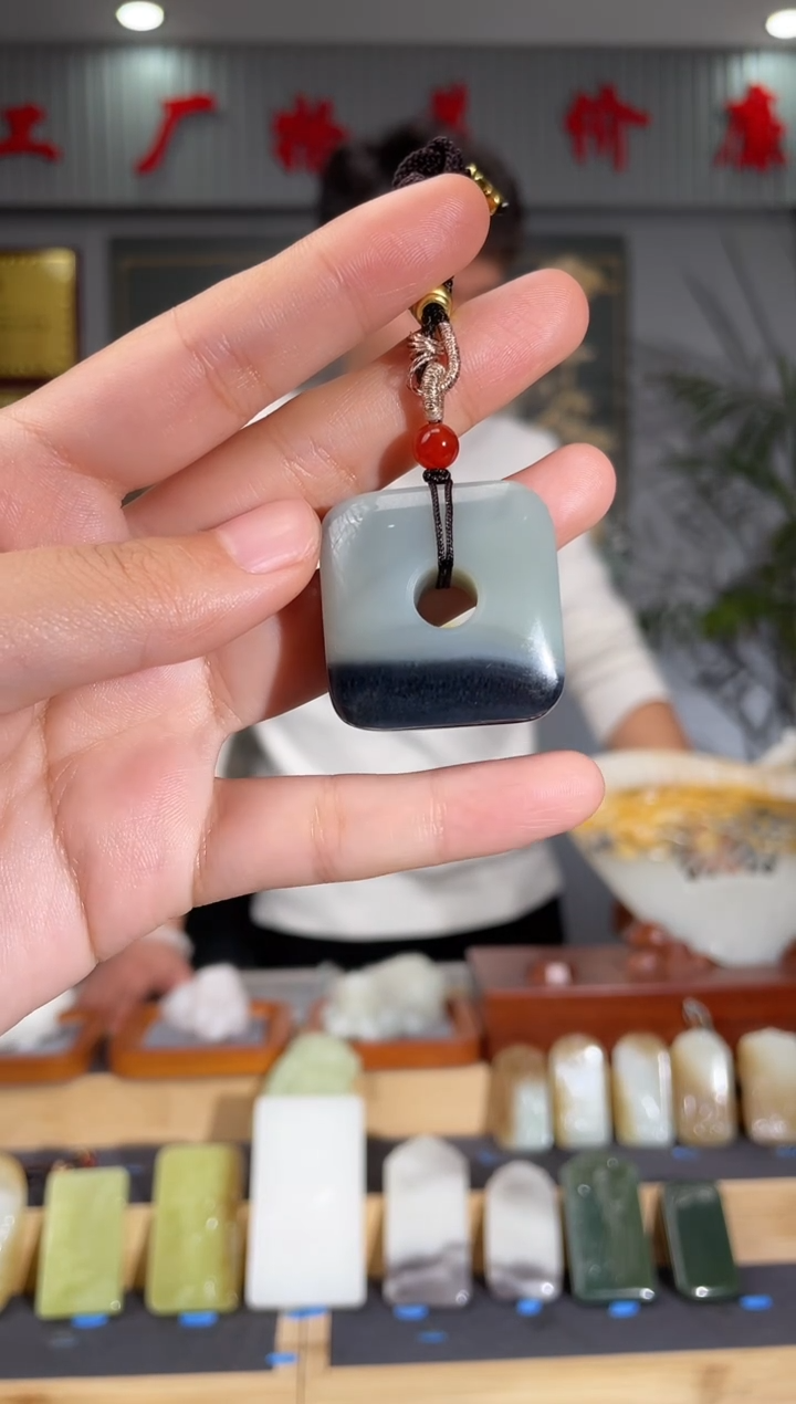 【闪购商品】和田玉颈饰未镶嵌拍一发一 多样性发货