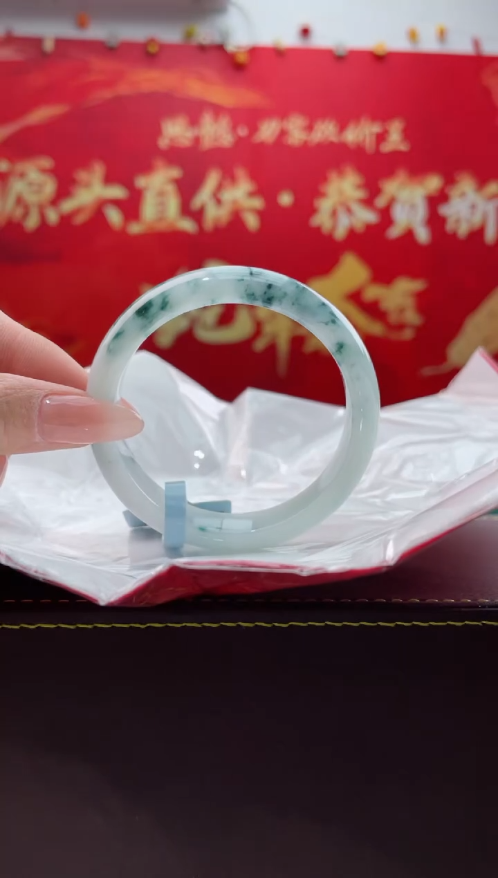 【闪购商品】翡翠手镯未镶嵌8翡翠手镯