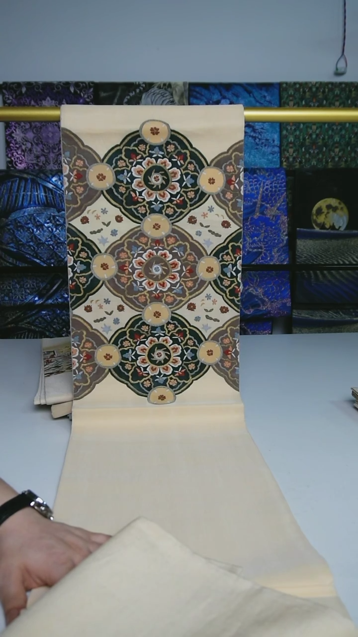 【闪购商品】织绣织锦81两通明缂丝