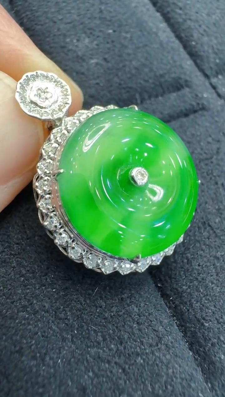 【闪购商品】翡翠吊坠(不含链)18K金镶嵌多样性团购发一件