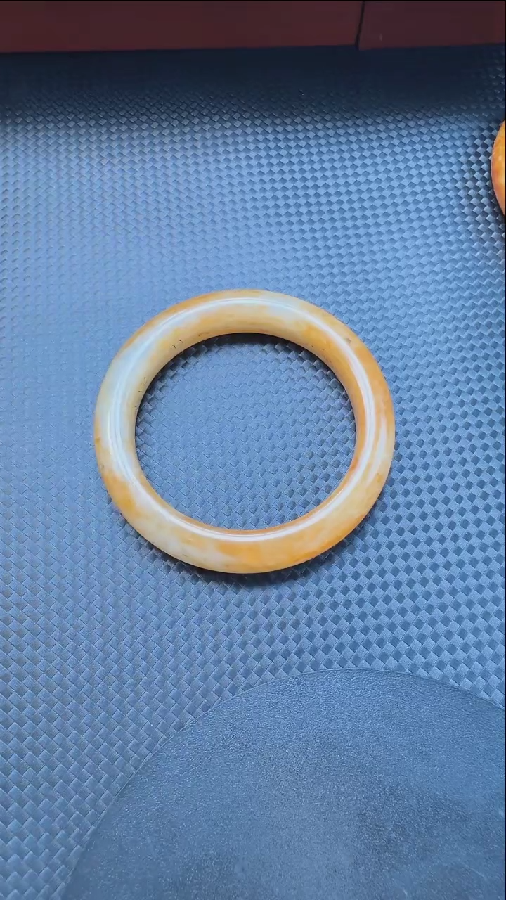 【闪购商品】和田玉手镯未镶嵌337圈口57.2