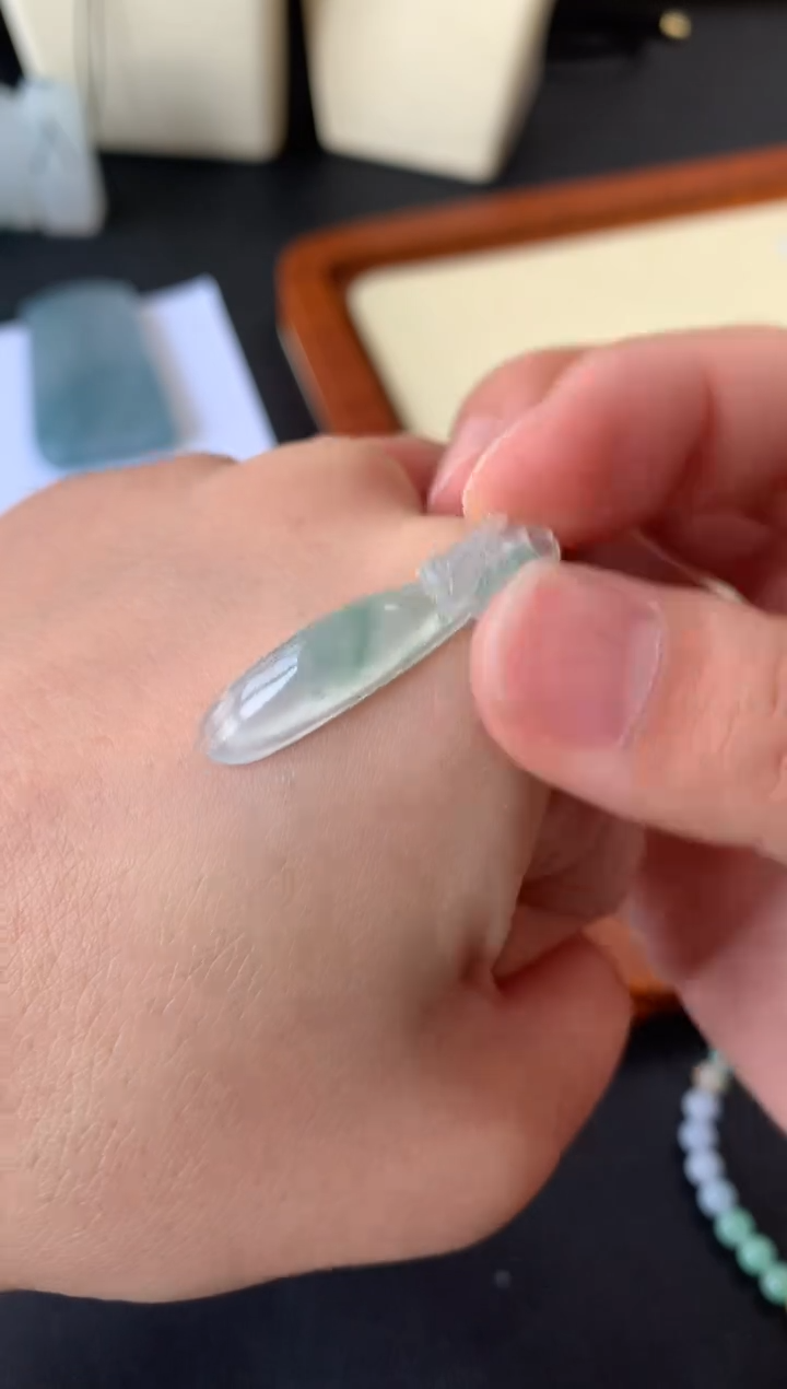 【闪购商品】定制翡翠未镶嵌翡翠