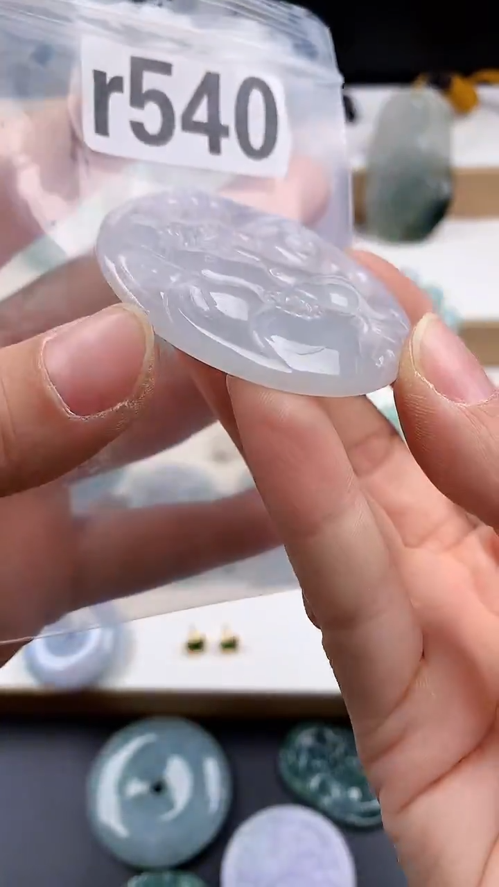 颈饰未镶嵌翡翠天然翡翠吊坠挂件