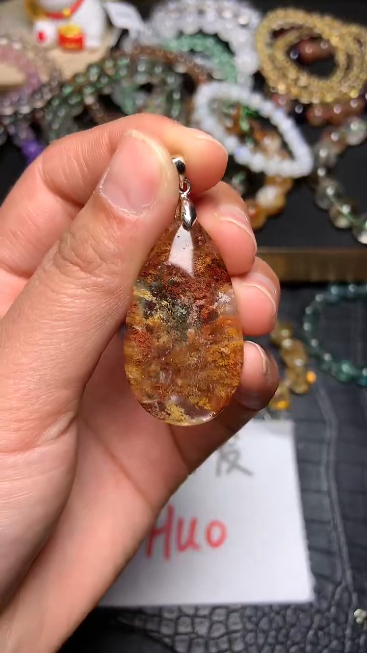 【闪购商品】水晶吊坠(赠链)未镶嵌70