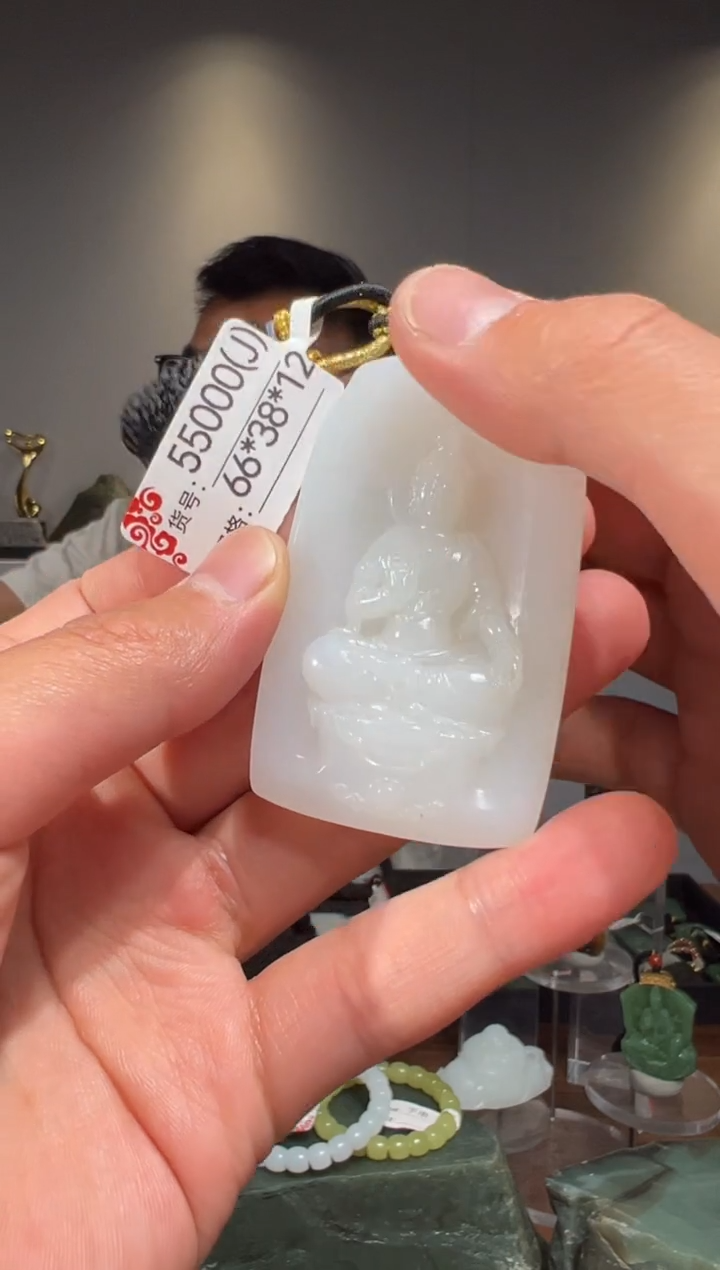 和田玉未镶嵌颈饰J