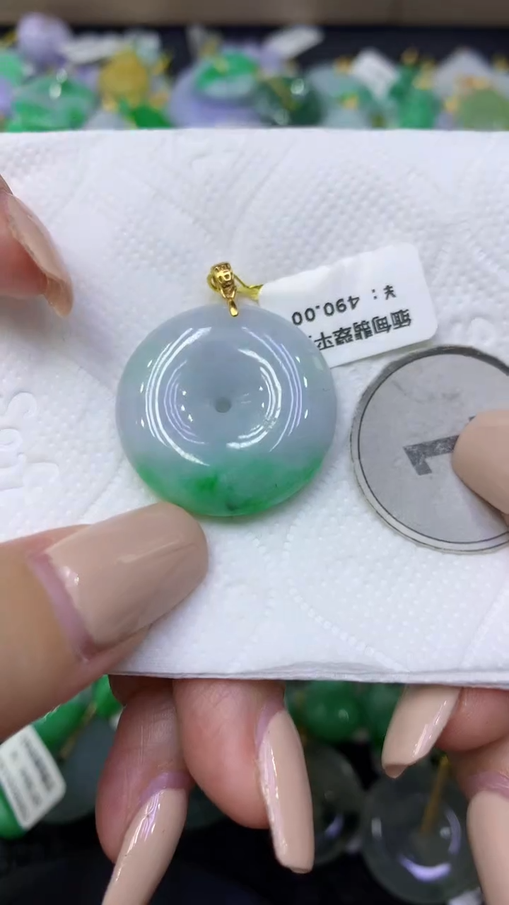 颈饰未镶嵌翡翠天然缅甸翡翠A货