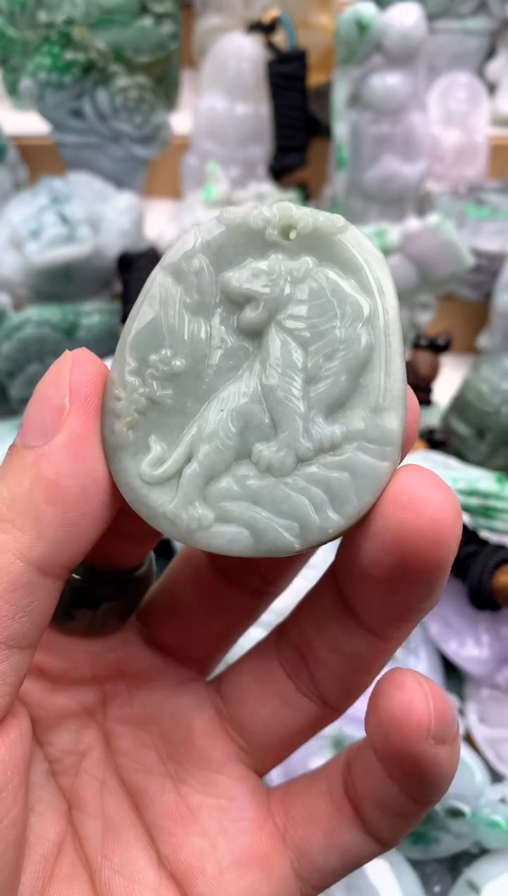 吊坠(不含链)未镶嵌翡翠1