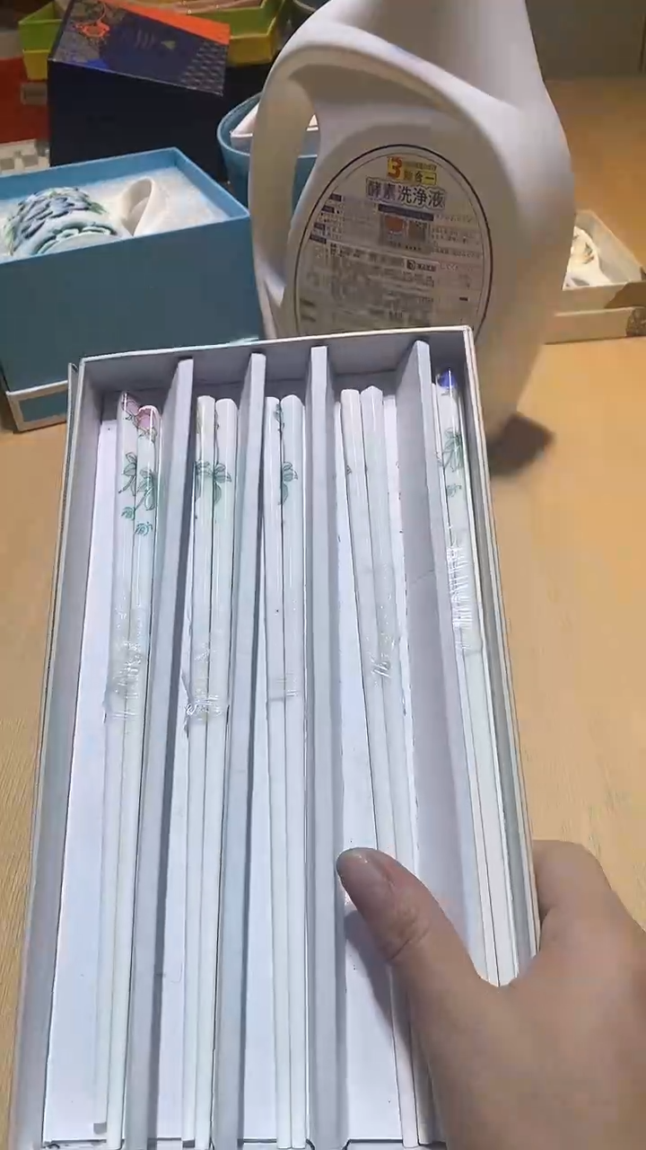 【闪购商品】瓷片锅碗瓢盆一件不剩