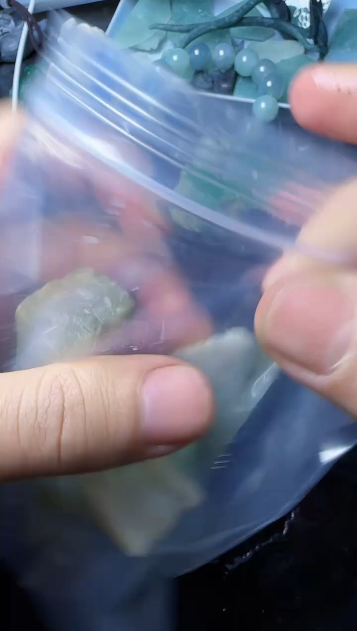 【闪购商品】翡翠挂件未镶嵌030翡翠