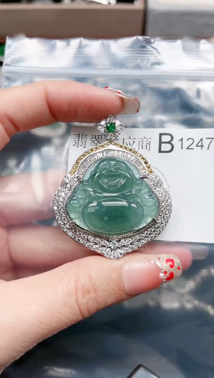 【闪购商品】翡翠颈饰未镶嵌1247赠皮绳