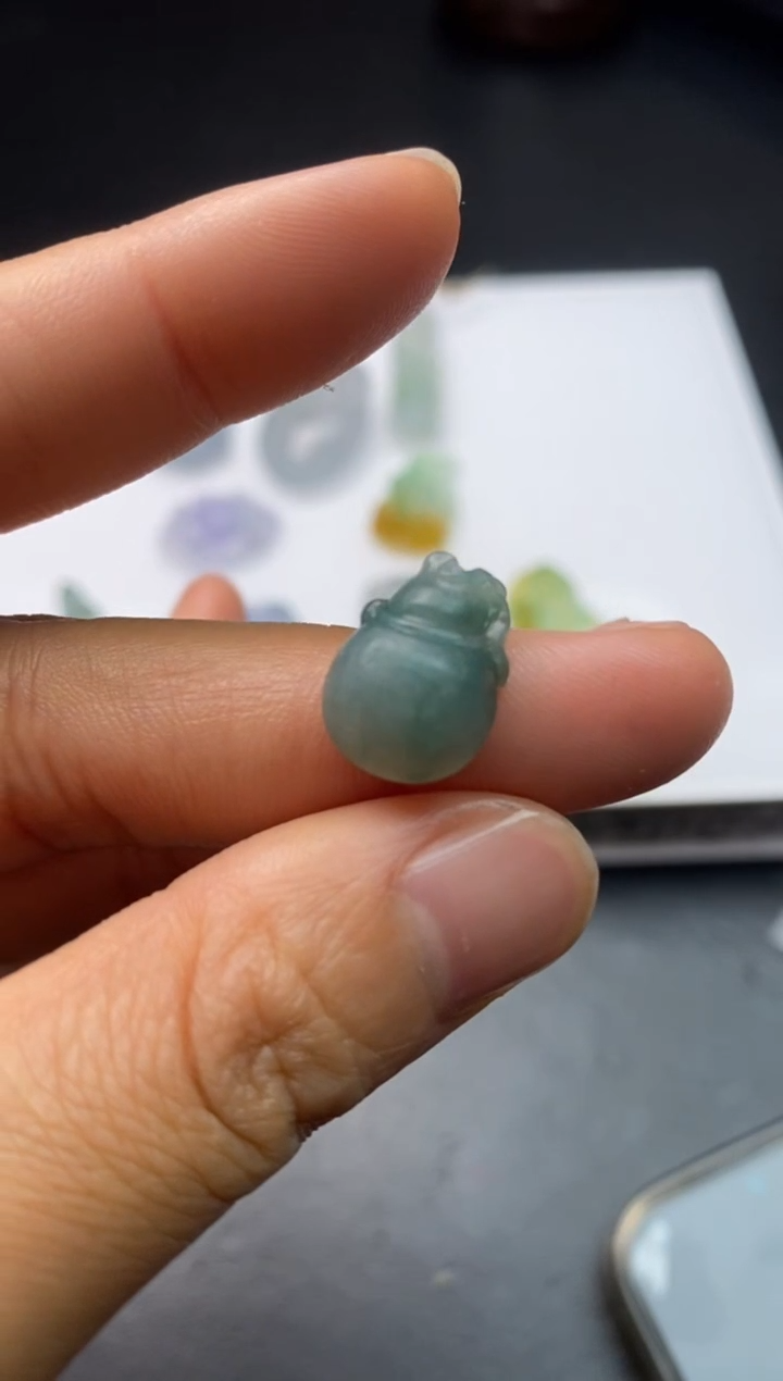 【闪购商品】定制翡翠未镶嵌翡翠毛货~