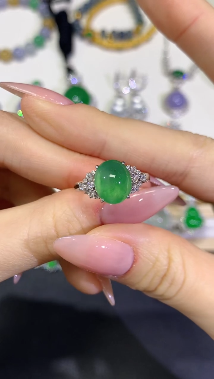 【闪购商品】翡翠颈饰18K金镶嵌团购52