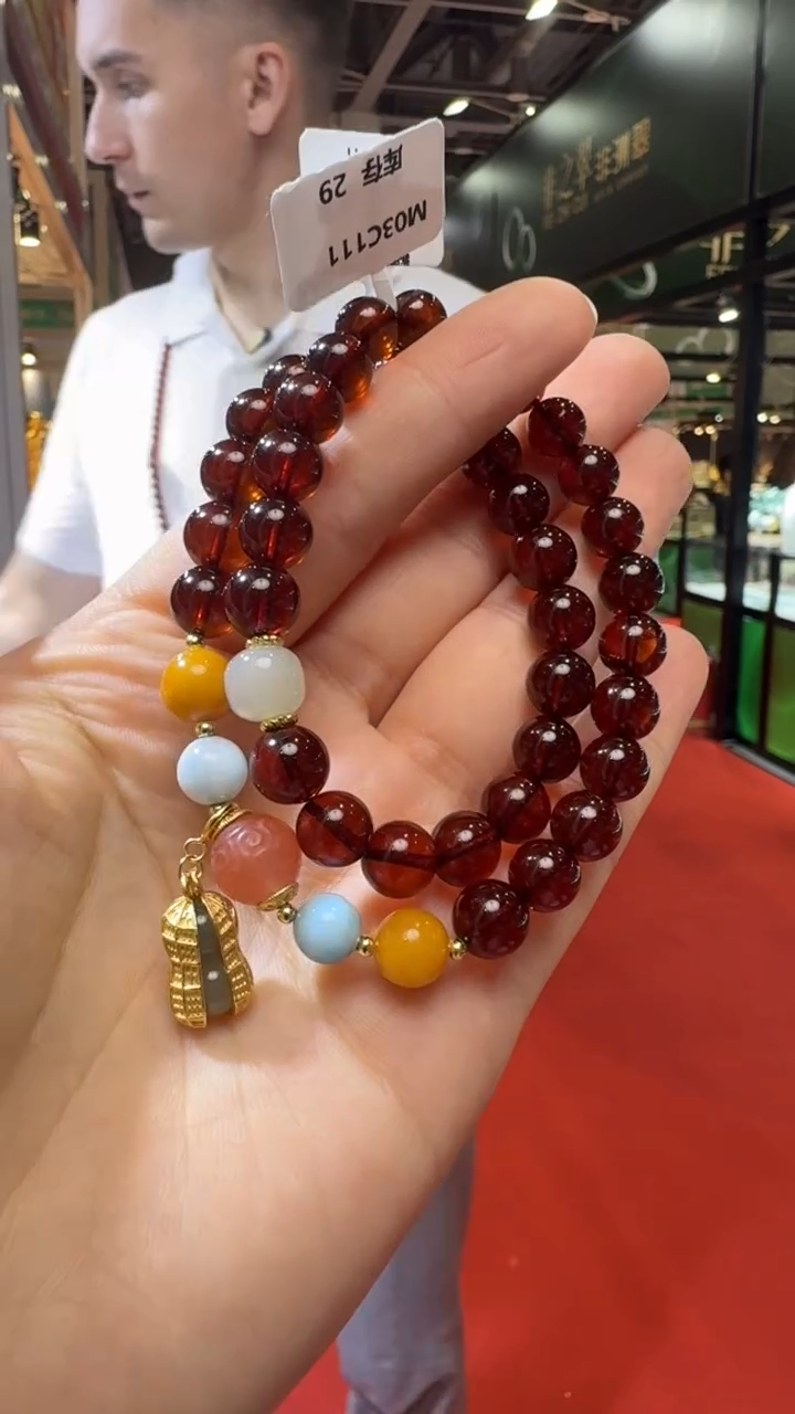 未镶嵌琥珀手链杭州珠宝展假一罚十