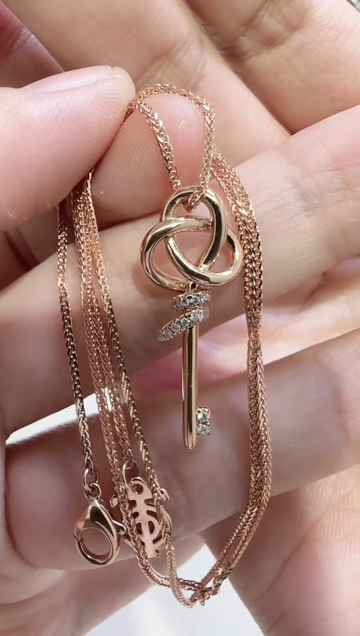 【闪购商品】天然钻石项链18K金镶嵌多样性发货发其一