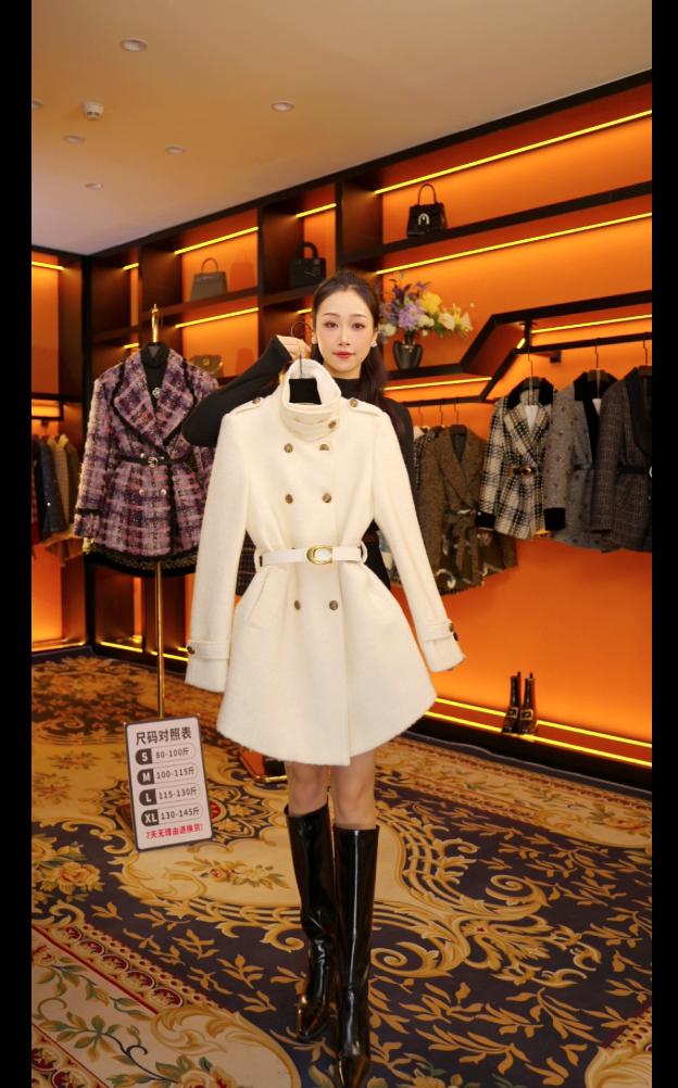 【DG】秋冬气质小香风气质时尚设计师羽绒服 8357