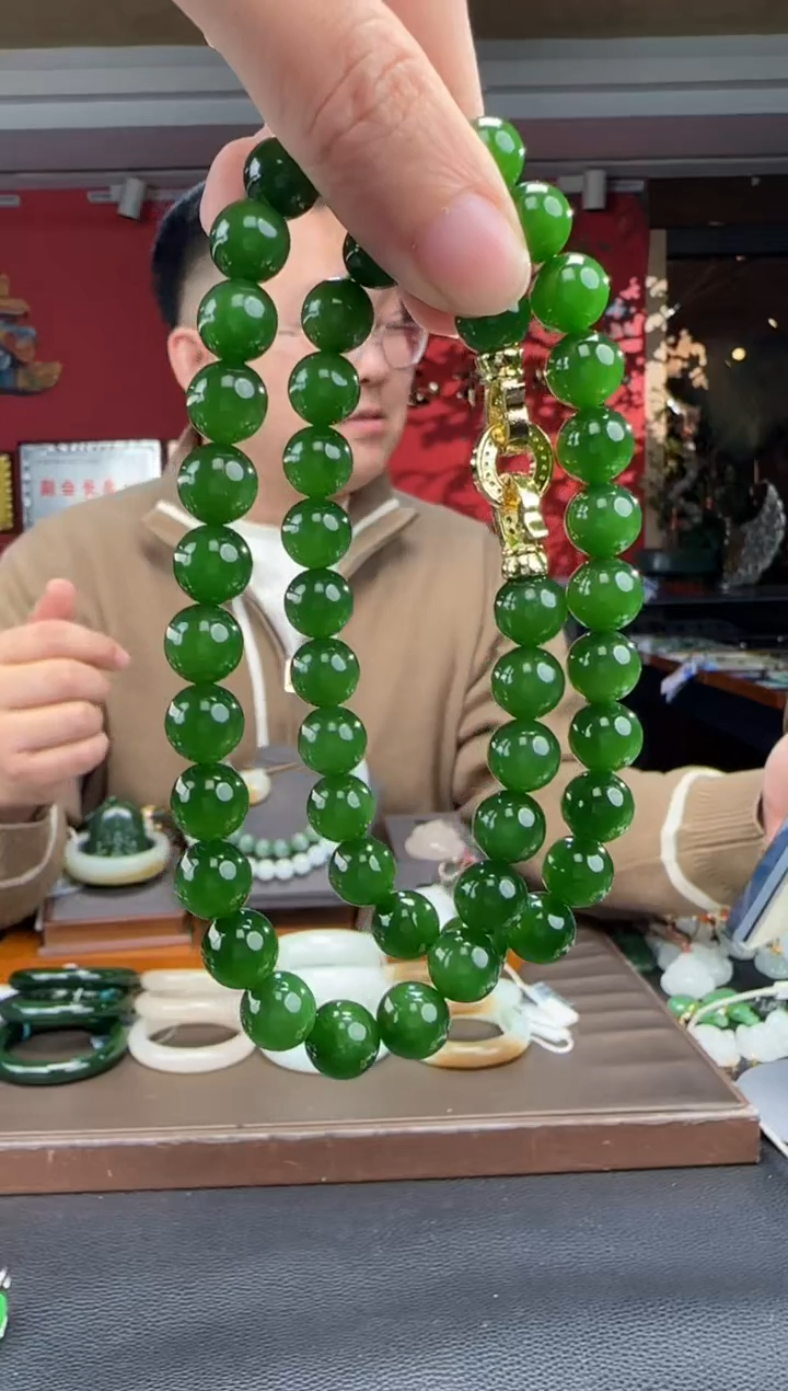 颈饰未镶嵌和田玉碧玉辣阳绿妈妈链卡10