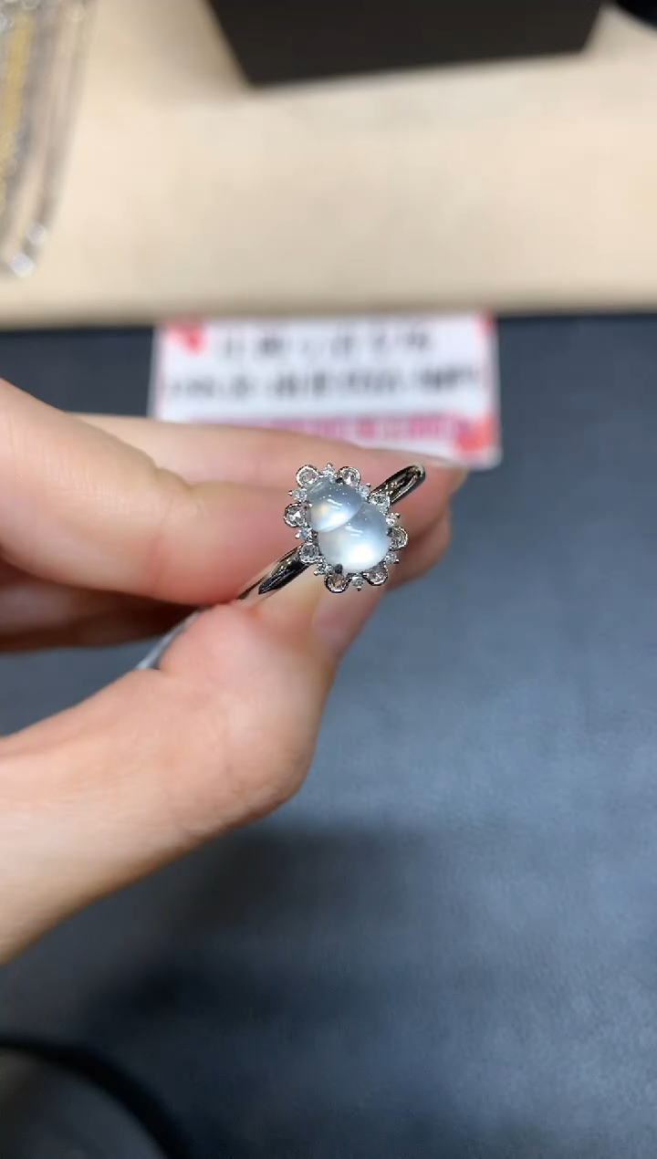 【闪购商品】翡翠戒指18K金镶嵌【无鉴赏期