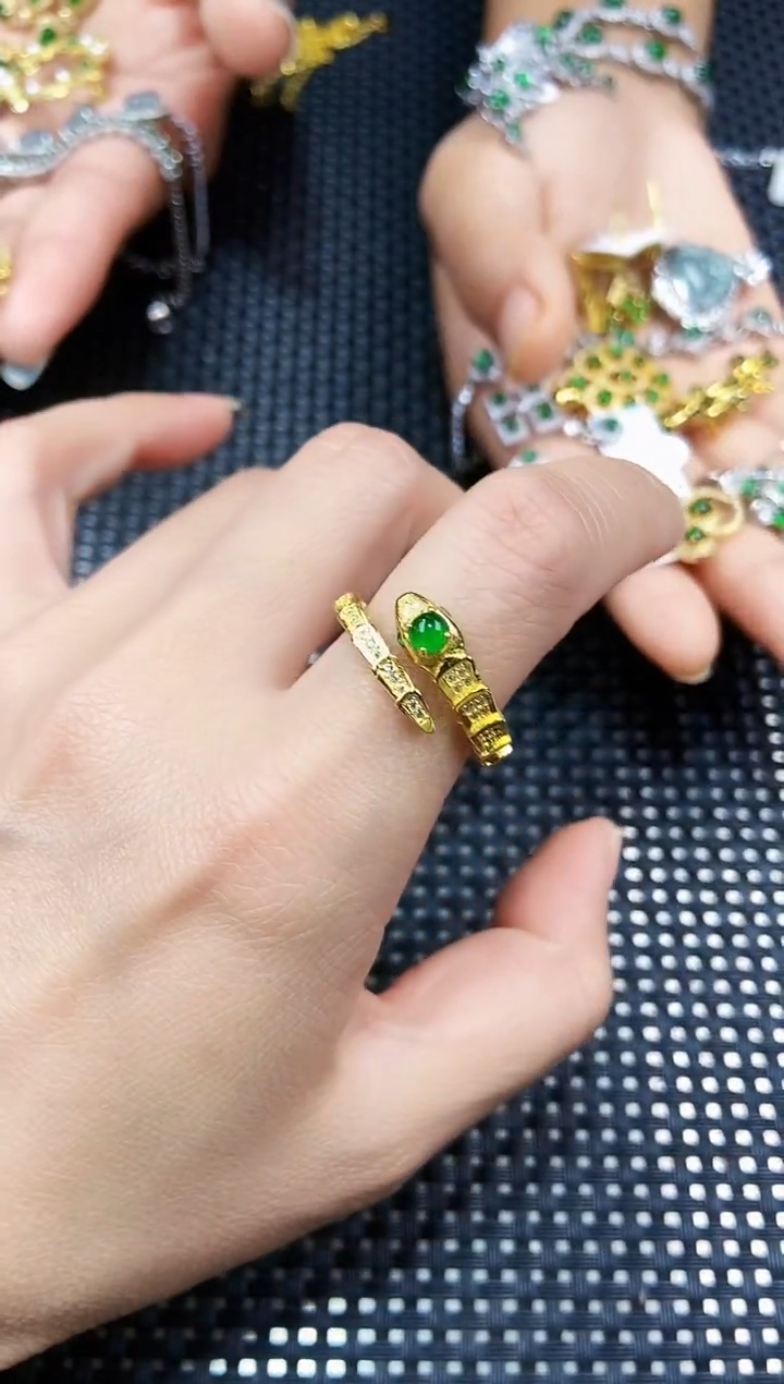 【闪购商品】翡翠戒指未镶嵌11111111