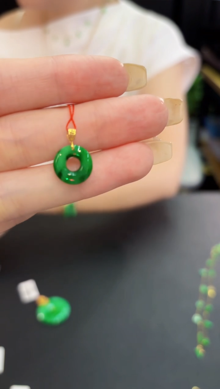 翡翠18K金镶嵌吊坠(不含链) 缅料A货/支持复检/一件