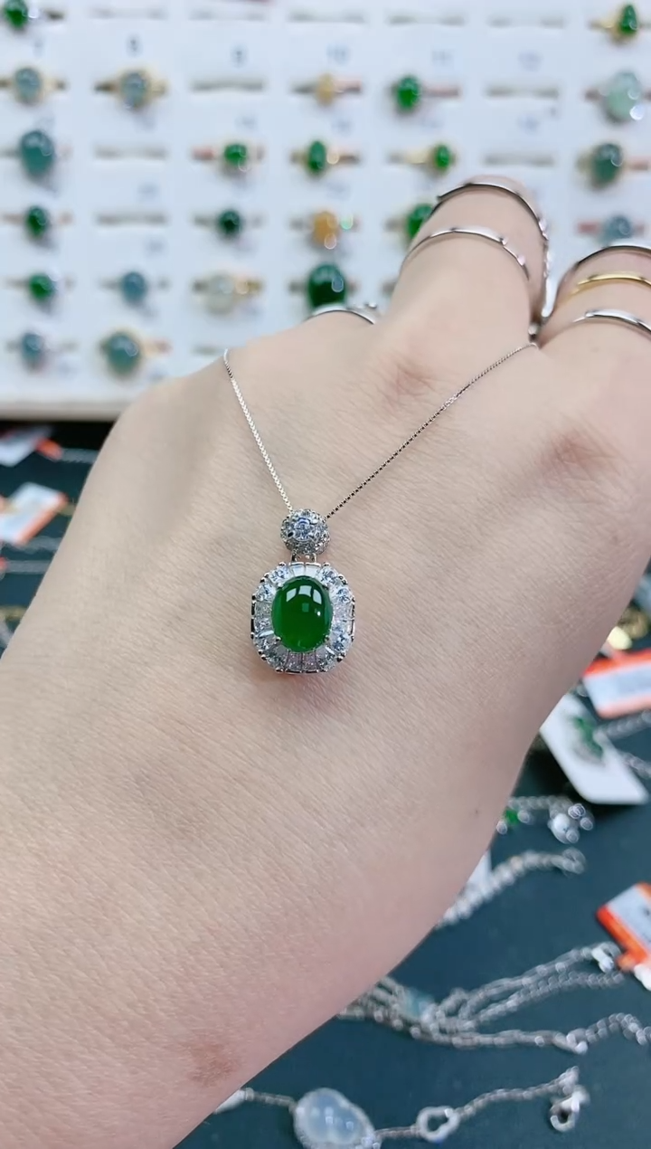 翡翠银S925镶嵌颈饰 天然翡翠