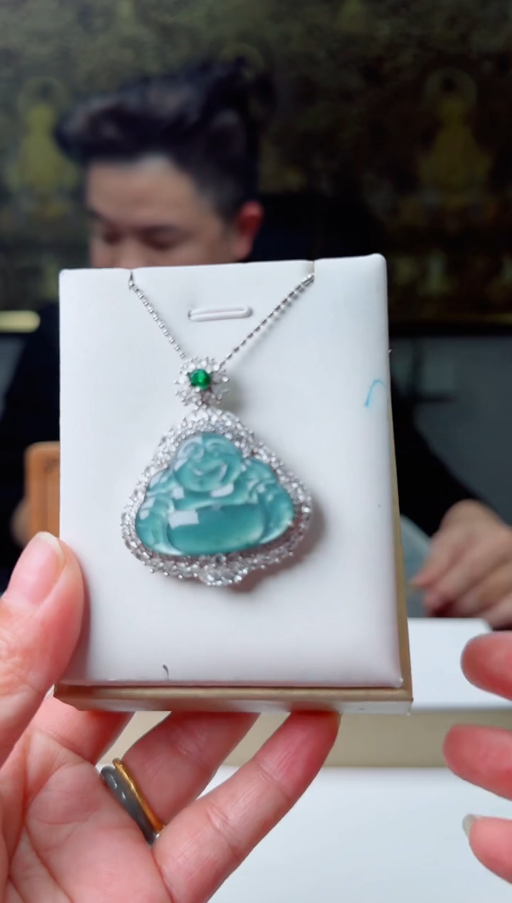 【闪购商品】翡翠颈饰未镶嵌多样性随机发其一