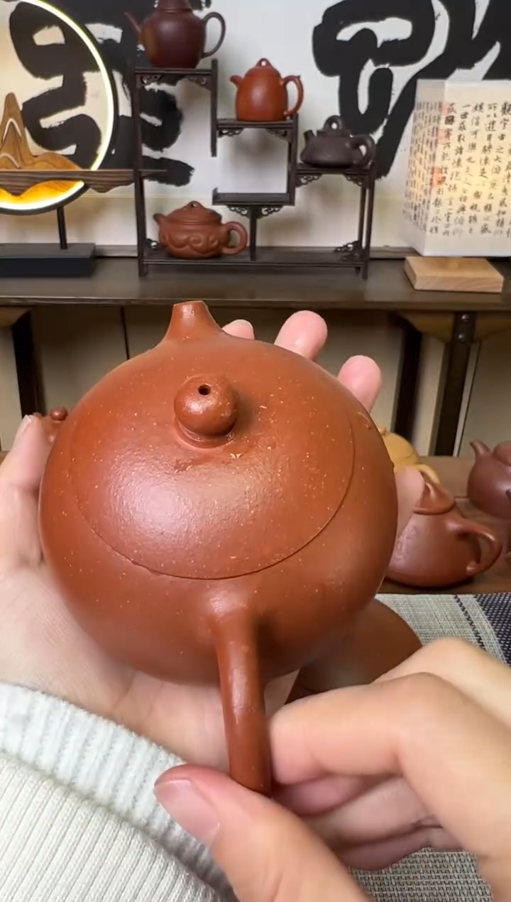 【闪购商品】段泥茶壶红降坡西施壶250CC微瑕