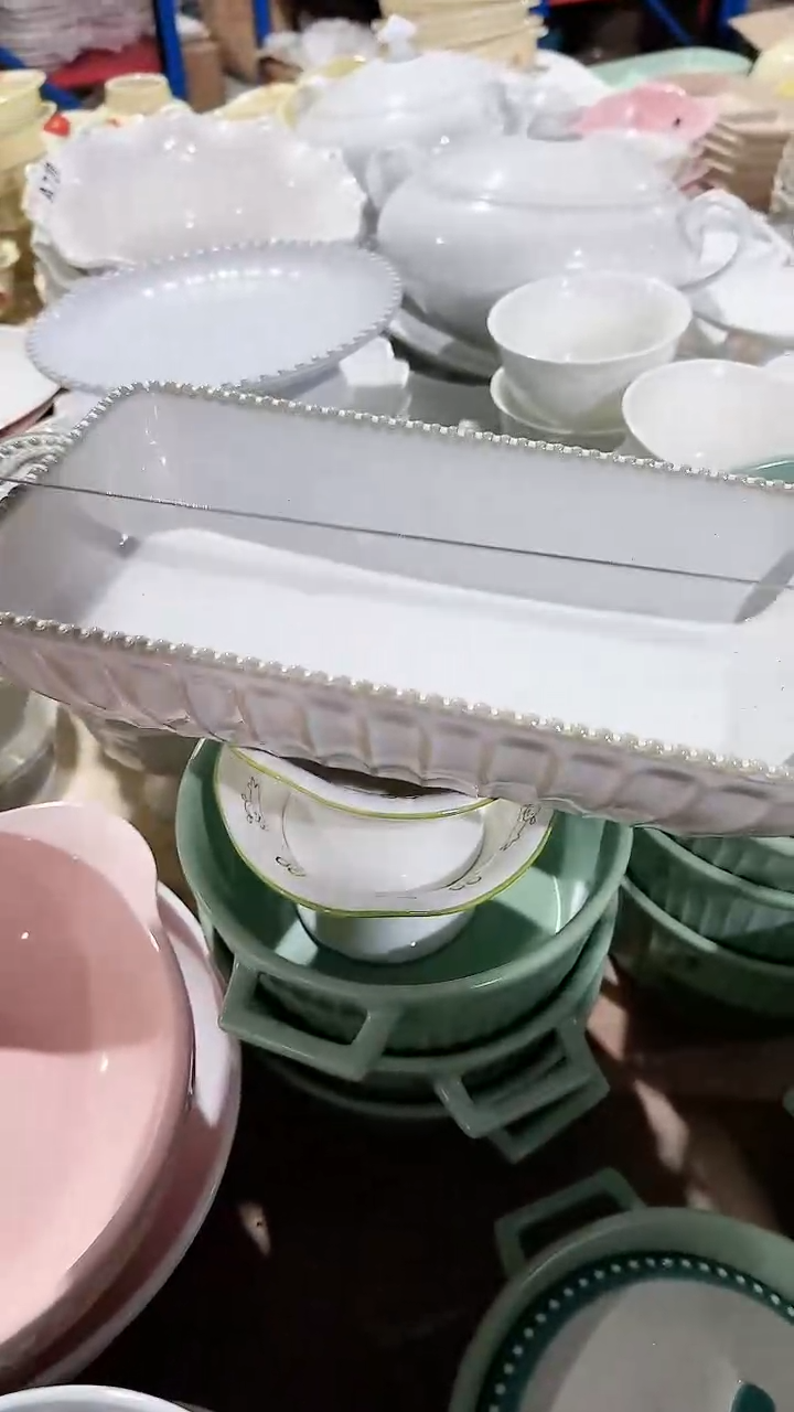 【闪购商品】瓷片长方珠点双耳碗 微瑕凑满20元包邮